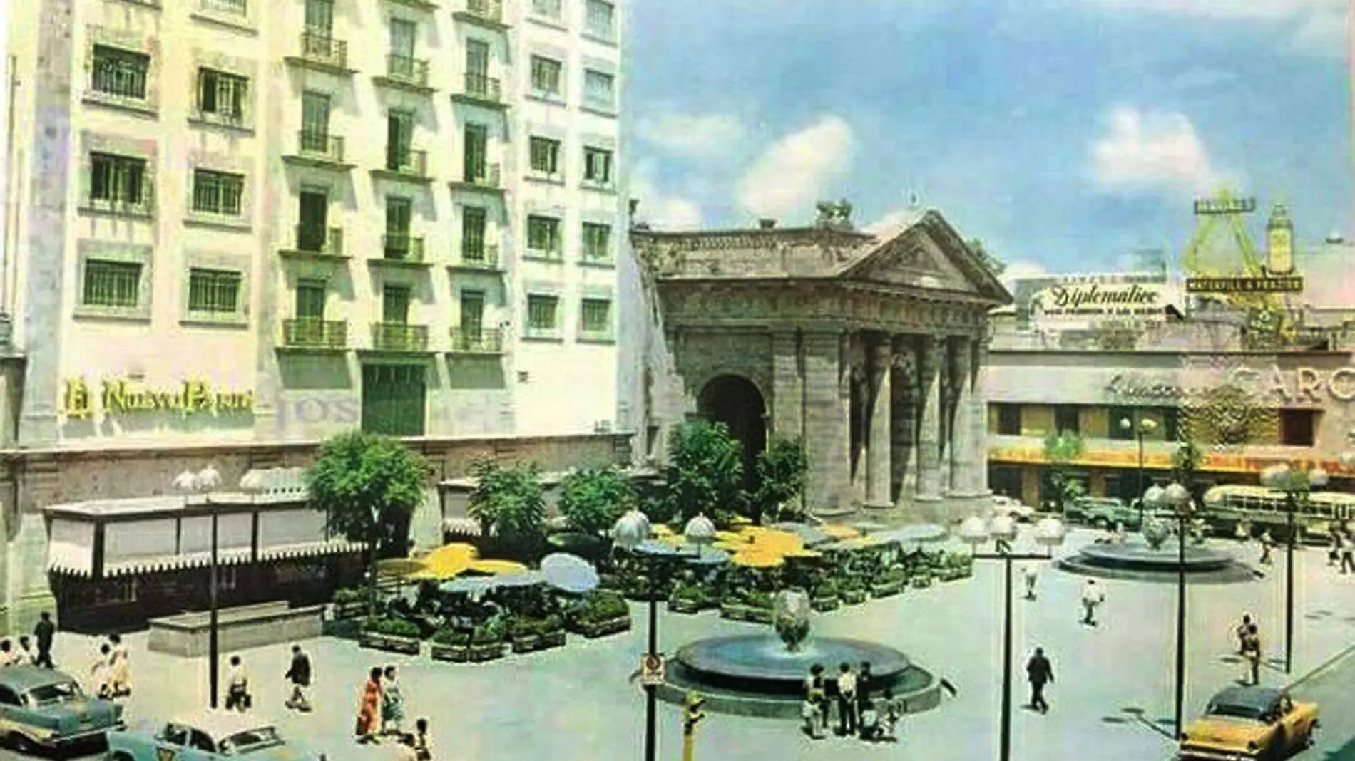 Plaza Universidad Gobierno de Guadalajara